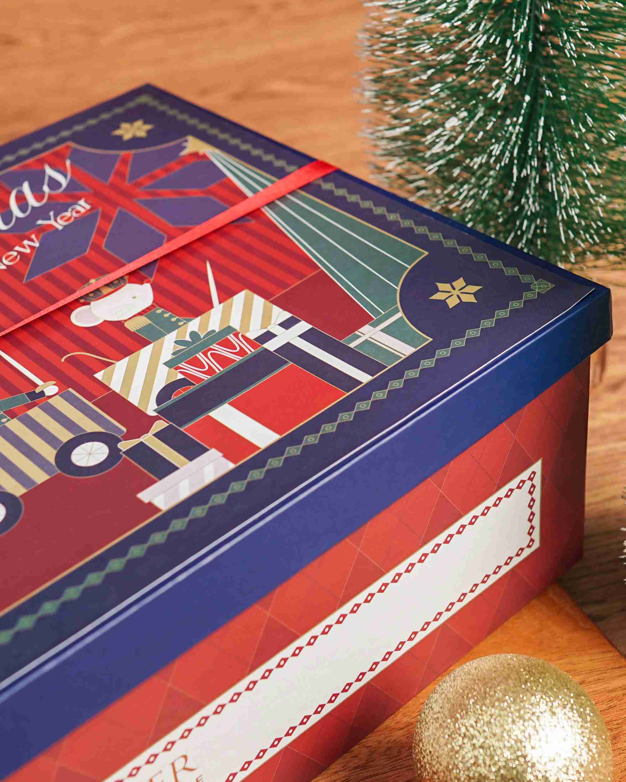 D’Lanier Fireside Tales Chocolate Christmas Hampers - Hampers Natal Coklat - Image 4
