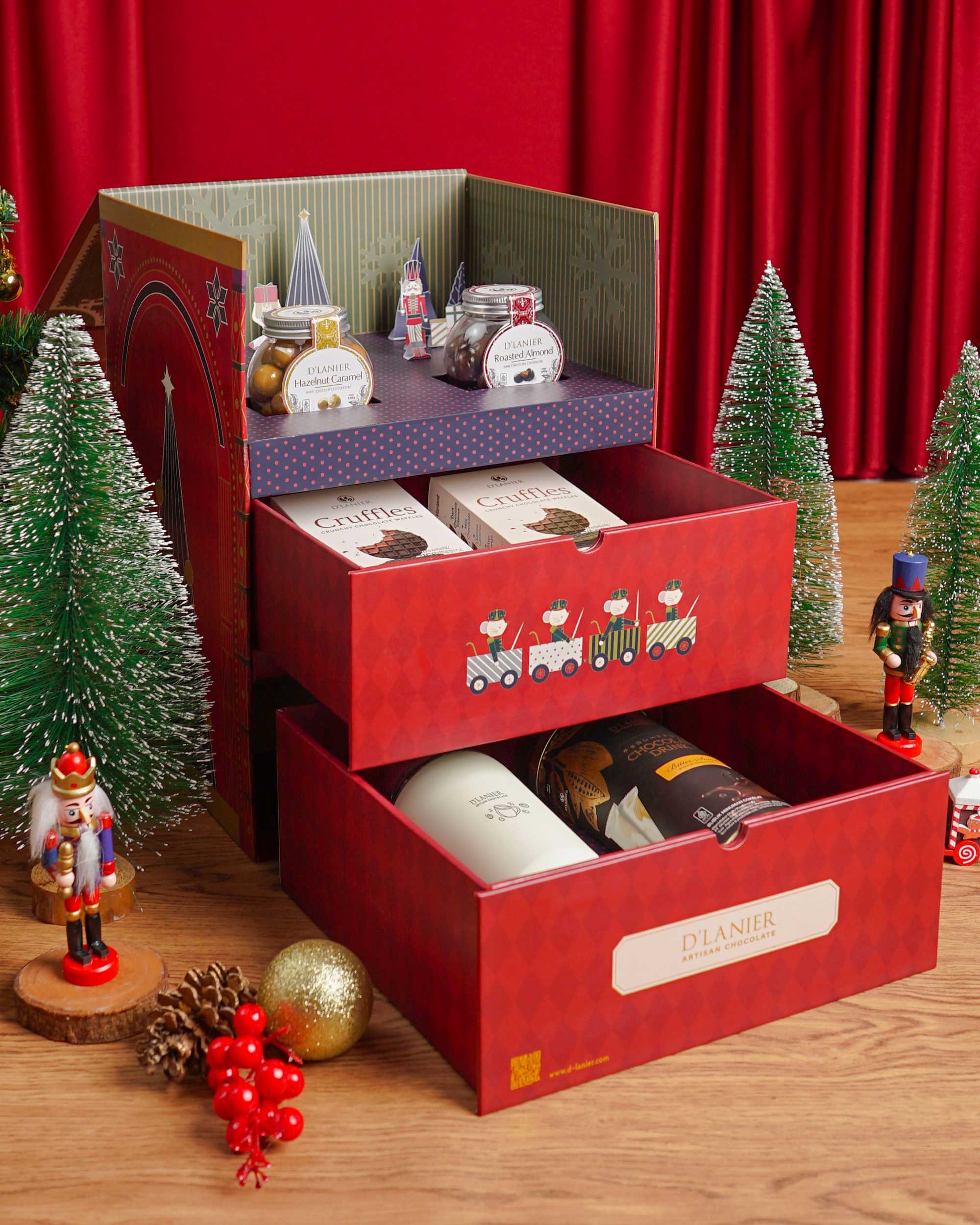 D’Lanier The Enchanted Noel Chocolate Christmas Hampers - Hampers Natal Coklat - Image 7